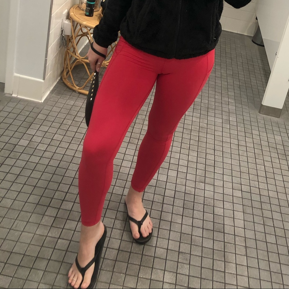 Lululemon speed up tights.